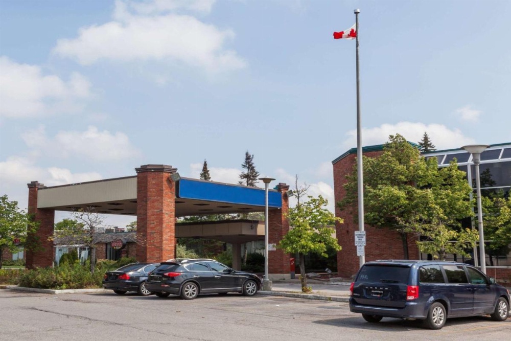 Toronto East Inn Image 6